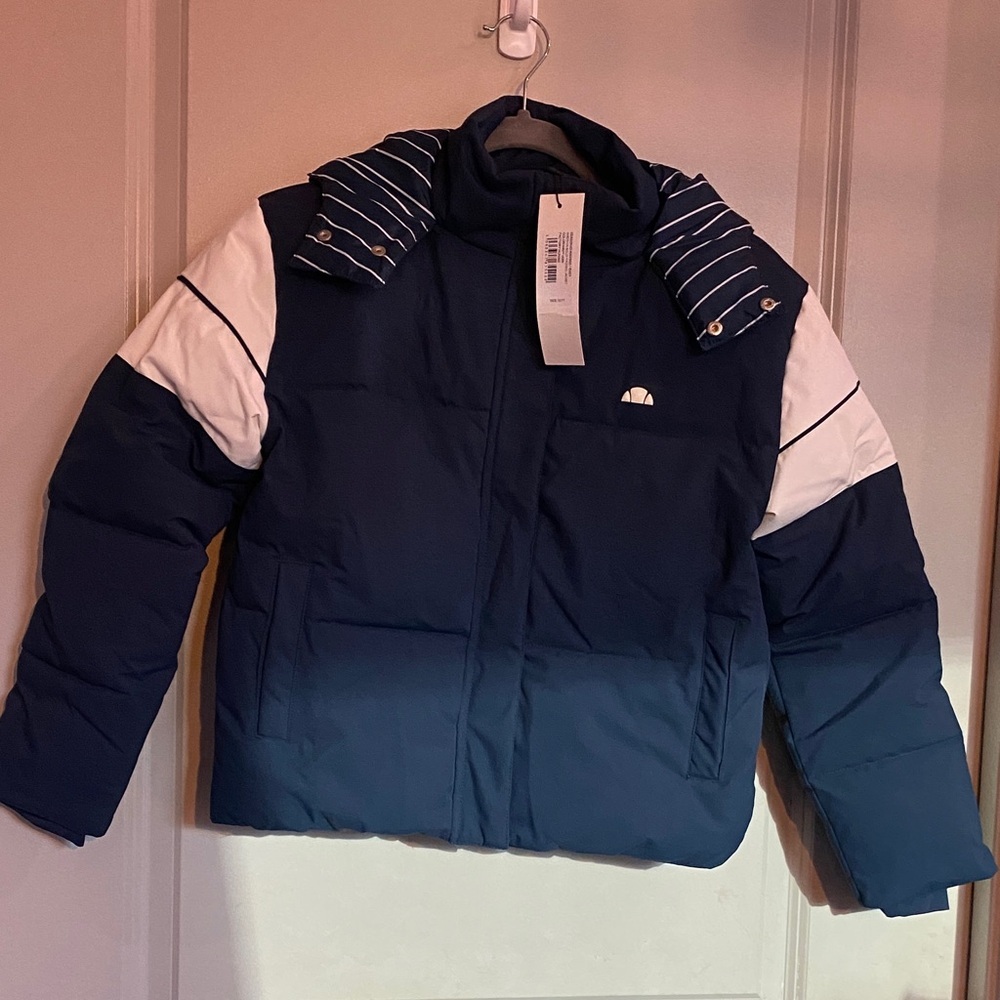 Ellesse
SOLDI PADDED JACKET - Winter jacket size 10/11 Youth
